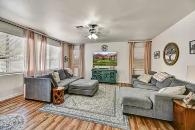 9122 W Riverside Avenue, Tolleson, AZ 85353 - Photo 8