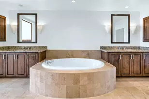 7181 E Camelback Rd, Scottsdale, AZ 85251 - Photo 26