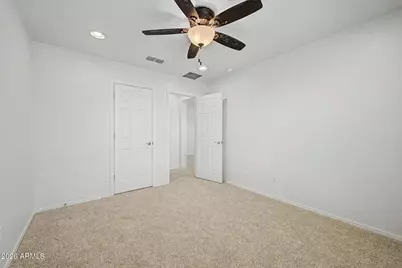 1826 W Fetlock Trail, Phoenix, AZ 85085 - Photo 22