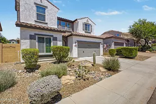 1826 W Fetlock Trail, Phoenix, AZ 85085 - Photo 2
