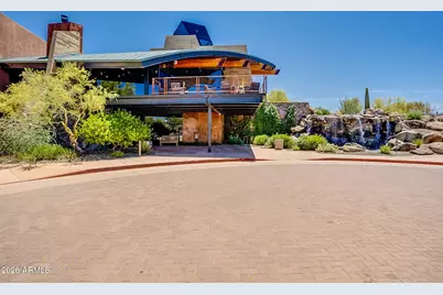 1826 W Fetlock Trail, Phoenix, AZ 85085 - Photo 32