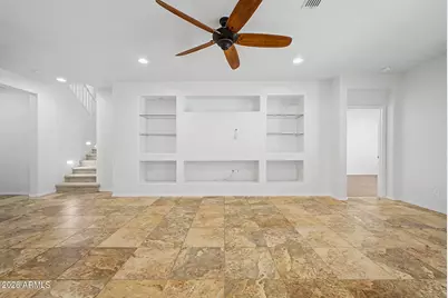 1826 W Fetlock Trail, Phoenix, AZ 85085 - Photo 4