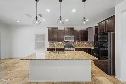 1826 W Fetlock Trail, Phoenix, AZ 85085 - Photo 6