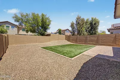 1826 W Fetlock Trail, Phoenix, AZ 85085 - Photo 30