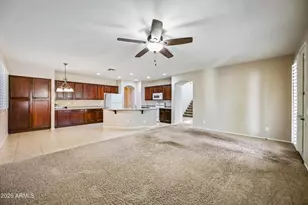 7102 W Katharine Way, Peoria, AZ 85383 - Photo 4