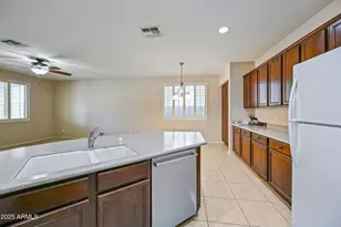 7102 W Katharine Way, Peoria, AZ 85383 - Photo 8