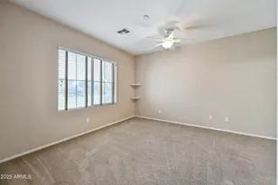 7102 W Katharine Way, Peoria, AZ 85383 - Photo 10