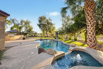 682 E Capricorn Way, Chandler, AZ 85249 - Photo 42