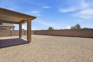 25243 W Bowker St, Buckeye, AZ 85326 - Photo 14