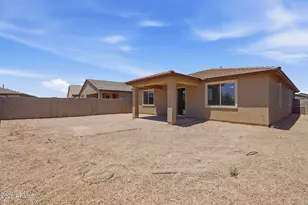 25243 W Bowker St, Buckeye, AZ 85326 - Photo 18