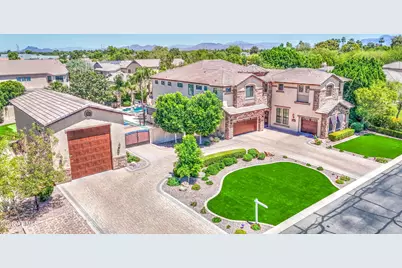 2468 E Amber Court, Gilbert, AZ 85296 - Photo 2