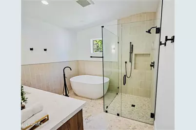 6830 N 10th Place, Phoenix, AZ 85014 - Photo 18