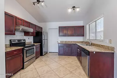 5463 W Geronimo Street, Chandler, AZ 85226 - Photo 6