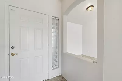 5463 W Geronimo Street, Chandler, AZ 85226 - Photo 4