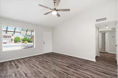 2135 W Monroe Street, Chandler, AZ 85224 - Photo 8