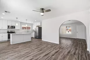 2135 W Monroe St, Chandler, AZ 85224 - Photo 10