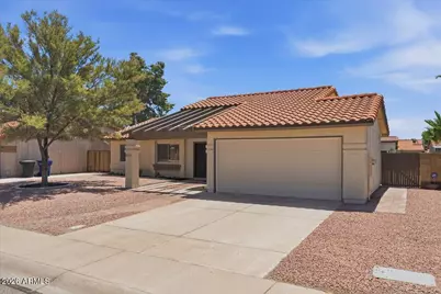 2135 W Monroe Street, Chandler, AZ 85224 - Photo 2