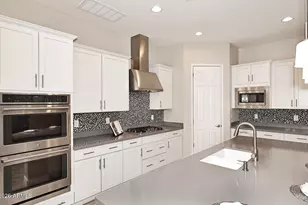 2109 W White Feather Ln, Phoenix, AZ 85085 - Photo 8