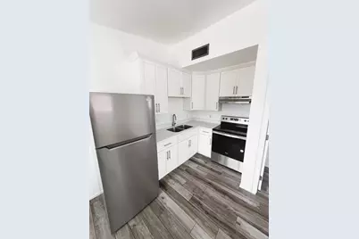 290 N Hamilton Street #Apt 4, Chandler, AZ 85225 - Photo 2