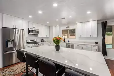 3142 E Altadena Avenue, Phoenix, AZ 85028 - Photo 2