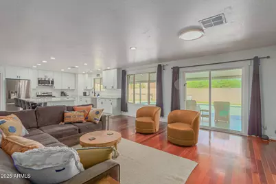 3142 E Altadena Avenue, Phoenix, AZ 85028 - Photo 6