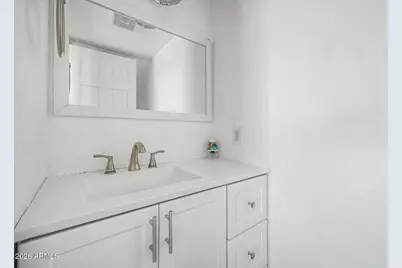 12245 N 21st Avenue #1, Phoenix, AZ 85029 - Photo 10