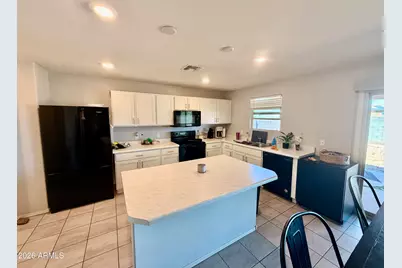 40620 W Christopher Drive, Maricopa, AZ 85138 - Photo 4