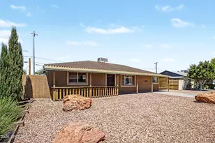 11118 W Iowa Ave, Youngtown, AZ 85363 - Photo 8