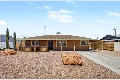 11118 W Iowa Avenue, Youngtown, AZ 85363 - Photo 2