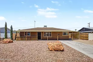 11118 W Iowa Ave, Youngtown, AZ 85363 - Photo 2
