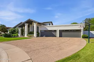 9801 E Caron St, Scottsdale, AZ 85258 - Photo 2