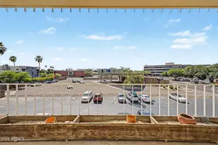 207 W Clarendon Ave, Phoenix, AZ 85013 - Photo 18