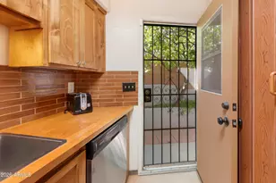9111 N Oracle Rd, Tucson, AZ 85704 - Photo 10