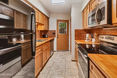 9111 N Oracle Road #110, Tucson, AZ 85704 - Photo 8