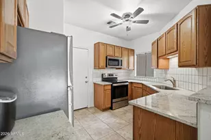 1015 S Val Vista Dr, Mesa, AZ 85204 - Photo 6
