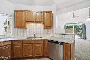 1015 S Val Vista Dr, Mesa, AZ 85204 - Photo 8