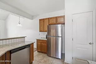 1015 S Val Vista Dr, Mesa, AZ 85204 - Photo 10