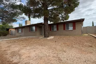 3733 Sparrow Dr, Sierra Vista, AZ 85635 - Photo 2