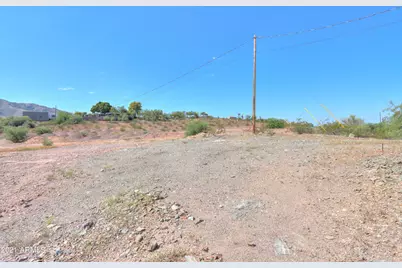 2031 W Dobbins Road #-, Phoenix, AZ 85041 - Photo 20