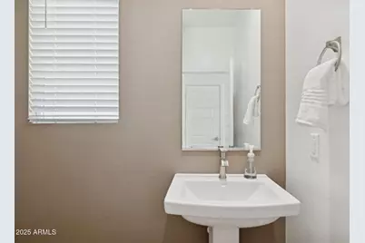 32673 N Smoke View Trail, Peoria, AZ 85383 - Photo 10