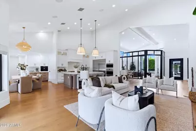 7410 E San Miguel Avenue, Scottsdale, AZ 85250 - Photo 2