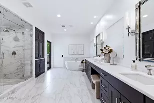 7410 E San Miguel Ave, Scottsdale, AZ 85250 - Photo 16