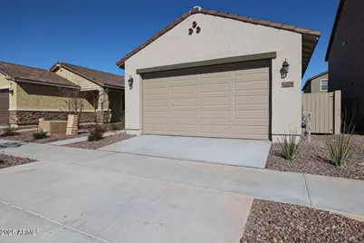 14220 W Willow Avenue, Surprise, AZ 85379 - Photo 2