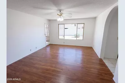 9207 W Kerry Lane, Peoria, AZ 85382 - Photo 6