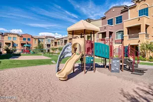 240 W Juniper Ave, Gilbert, AZ 85233 - Photo 22