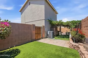 7245 S 41st Dr, Phoenix, AZ 85041 - Photo 36