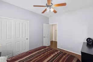 899 E Harrison St, Chandler, AZ 85225 - Photo 14