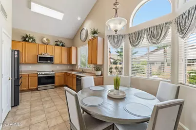 13194 W Rimrock Street, Surprise, AZ 85374 - Photo 14
