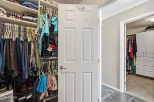 303 E Milada Dr, Phoenix, AZ 85042 - Photo 10