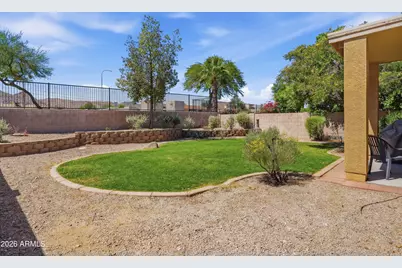303 E Milada Drive, Phoenix, AZ 85042 - Photo 32